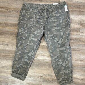 Maurices Olive Camouflage Pants